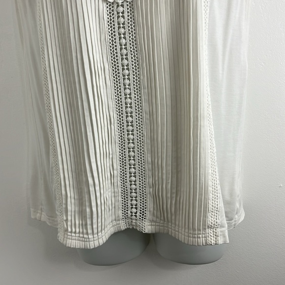 Diane Von Furstenberg Viscose-Blend Sleeveless White Blouse - Picture 2 of 10